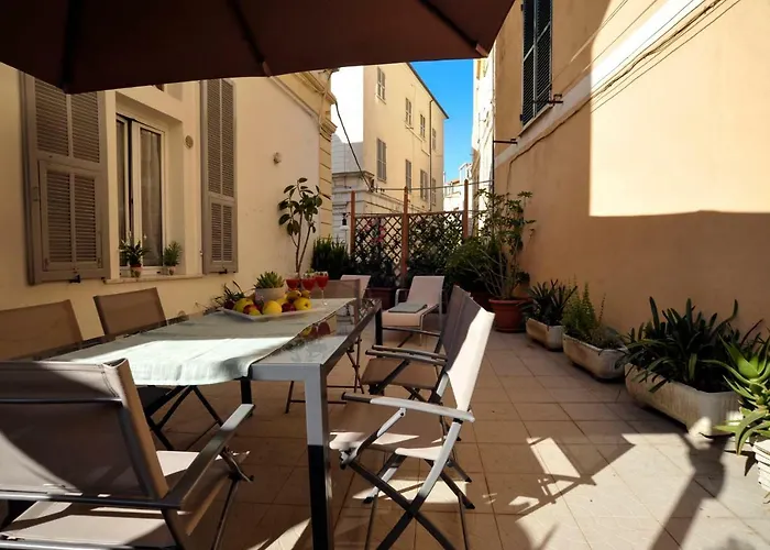 Giardino In Citta; Centralissimo Санремо