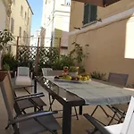 Giardino In Citta; Centralissimo Lejlighed *