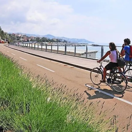 Giardino In Citta; Centralissimo Апартаменты