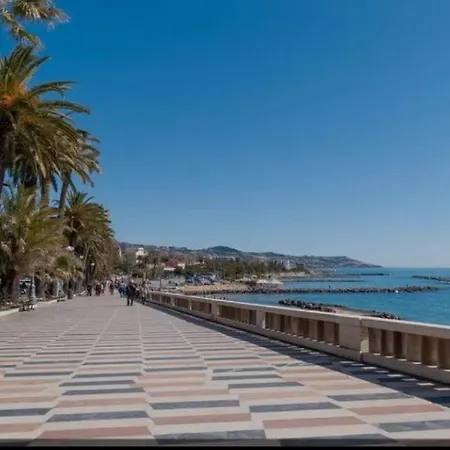 Giardino In Citta; Centralissimo Апартаменты